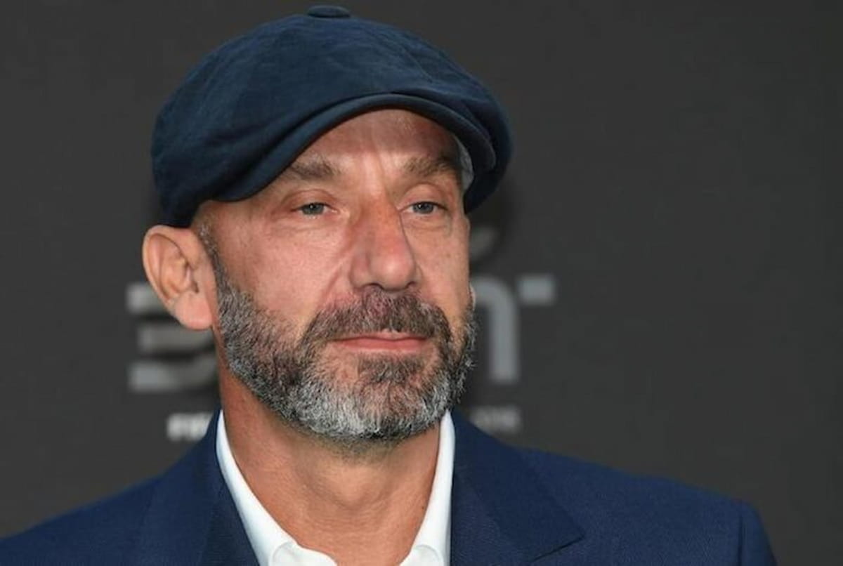 Vialli, perché la sua morte ci ha travolto: è stato eroe come uomo prima che come campione, un genoano lo piange