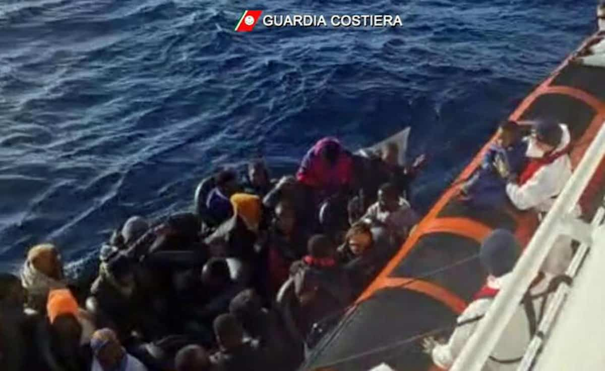 migranti mediterraneo