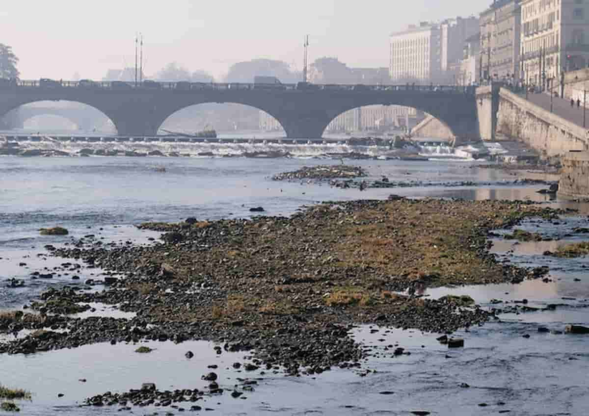 Acqua, sarà una estate “estrema”, il governo ha nominato un Commissario per frenare gli sprechi di acqua