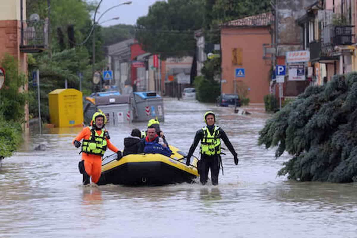 Romagna, sott’acqua e inchiesta per la gestione del territorio. Schlein fa finta di nulla ma lei aveva la delega