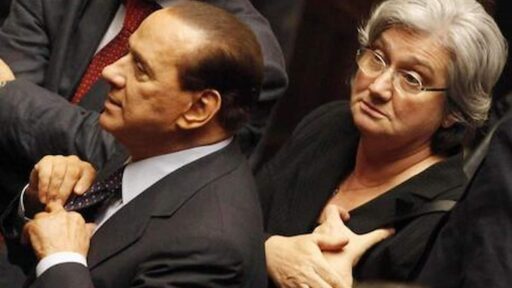Rosy Bindi è tornata e fa danni, la inutile polemica sui funerali di Berlusconi porta un titolo ma imbarazza il Pd