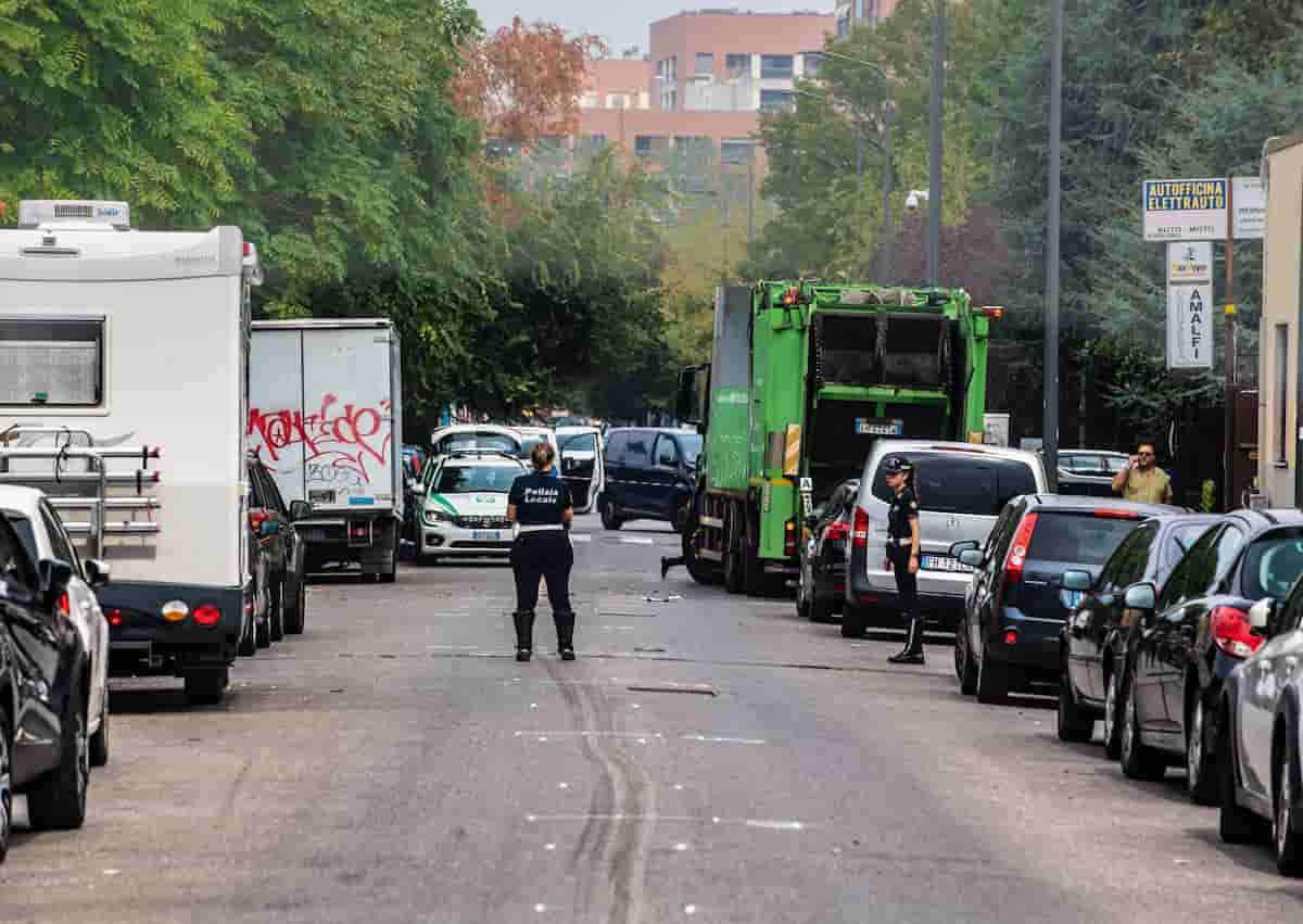 investita milano rifiuti