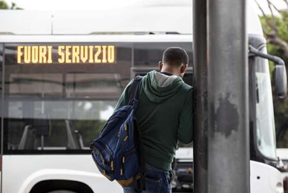 Sciopero del trasporto pubblico venerdì 29 settembre: orari e fasce garantite. Foto d'archivio Ansa