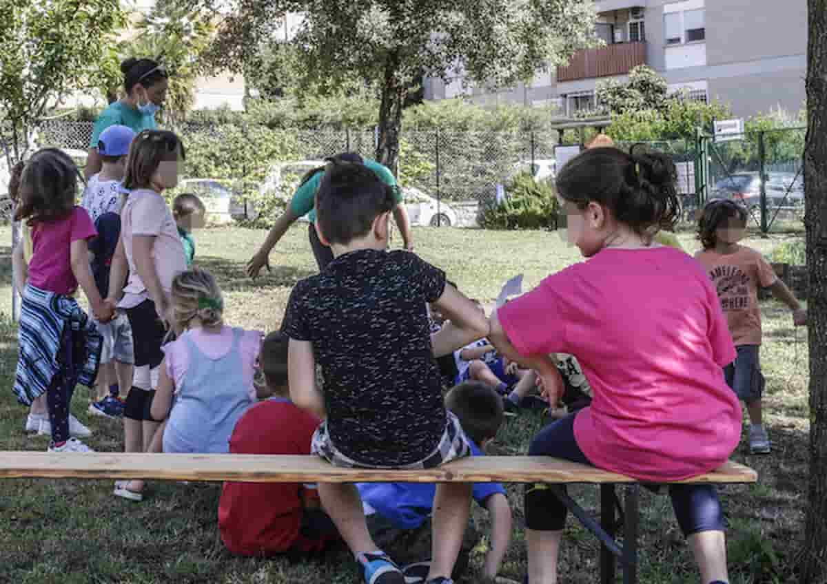 Effetto Bibbiano: bimbi più maltrattati, la denuncia è partita da Matteo Iori, presidente del consiglio comunale di Reggio Emilia: ” Chi protegge ora i nostri bambini?”.