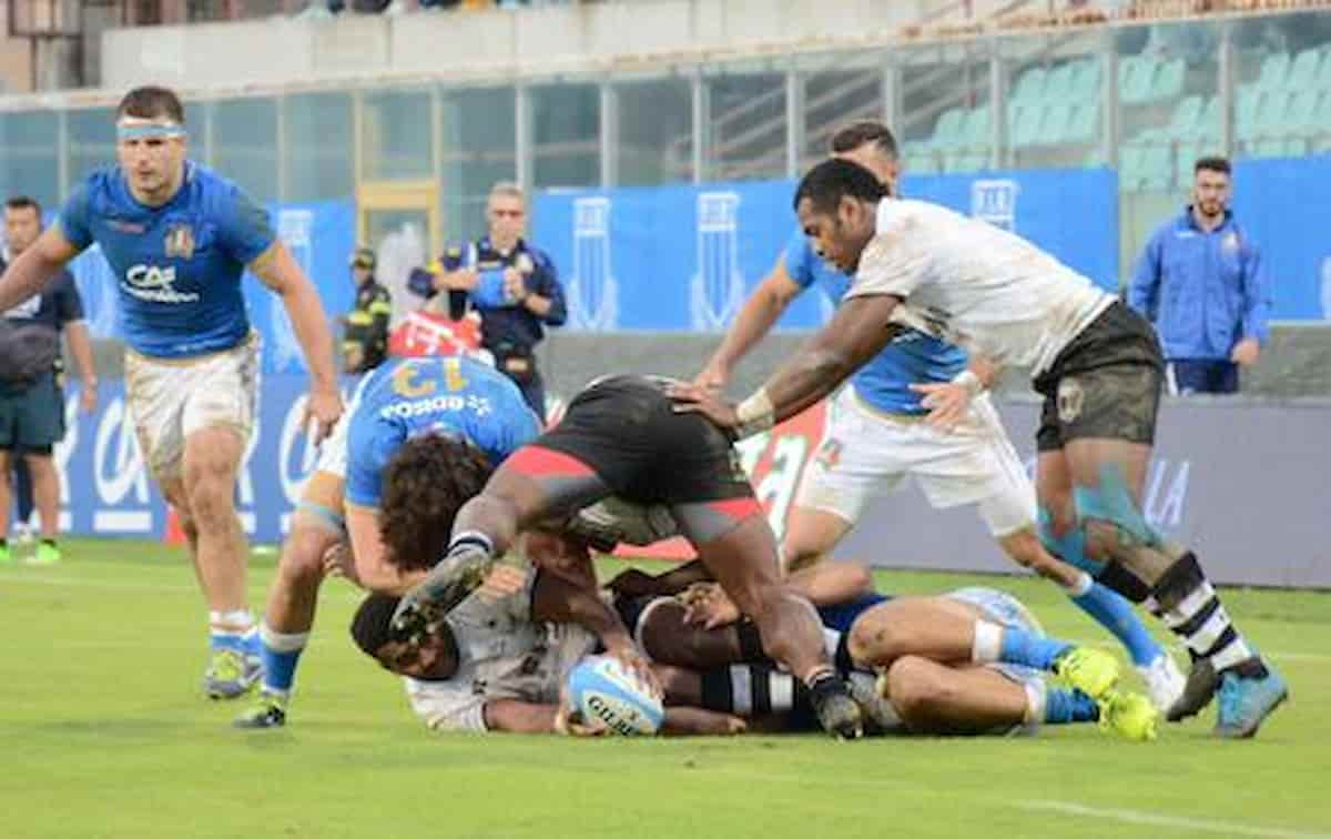 Rugby, a Lione l'Italia ha perso l'accesso ai quarti contro la Francia, partita da dentro o fuori persa clamorosamente, 60-7 e viene eliminata dal Mondiale