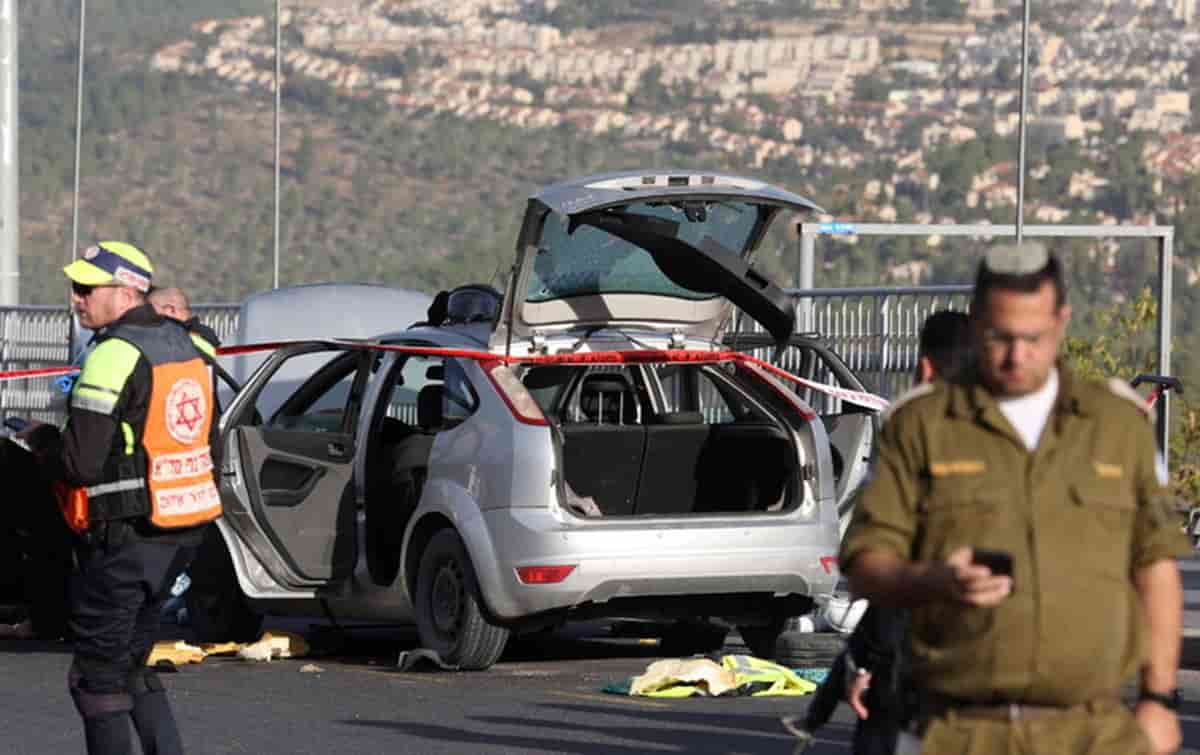 Attentato Gerusalemme, 2 israeliani uccisi e 8 feriti. Foto Ansa