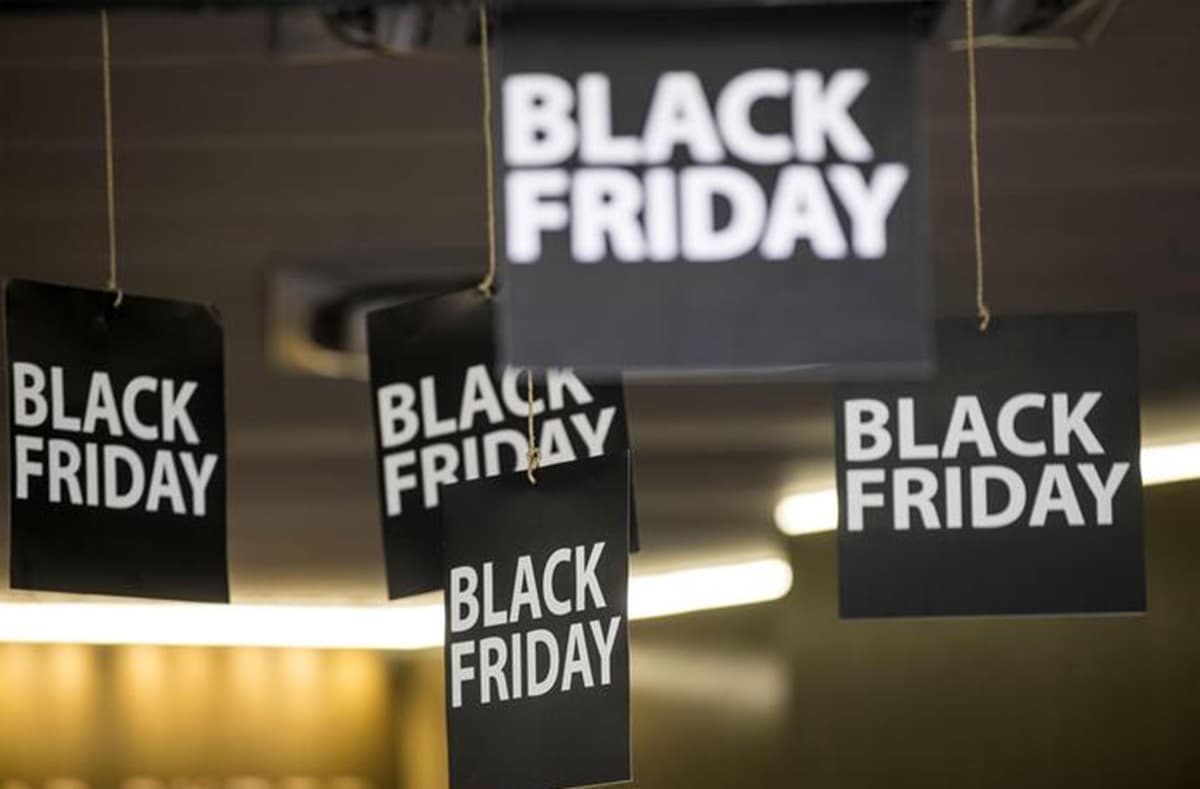 Black friday: quando è, come funziona e quanto dura: la mini guida. Foto d'archivio Ansa