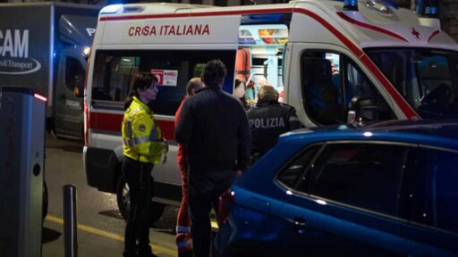 Milano, due ragazzi accoltellati nella notte: uno è grave. Foto d'archivio Ansa