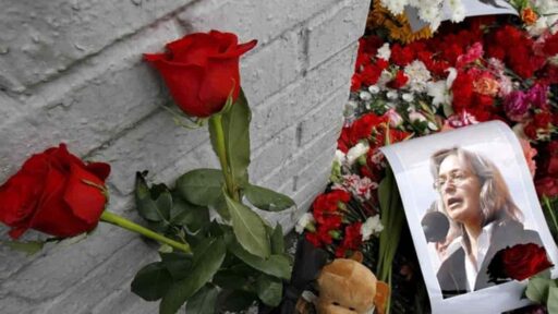 Uno dei killer di Anna Politkovskaya graziato per... aver combattuto in Ucraina. La giustizia... alla Putin. Foto Ansa