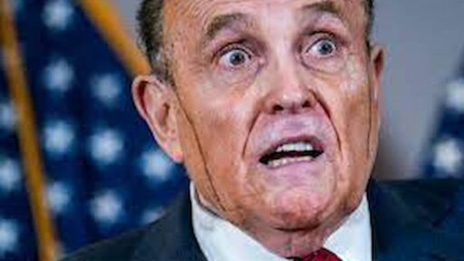 Rudy Giuliani, giuria ordina: 148 milioni per diffamazione dopo le elezioni del 2020, fu sindaco sceriffo di New York e avvocato di Trump