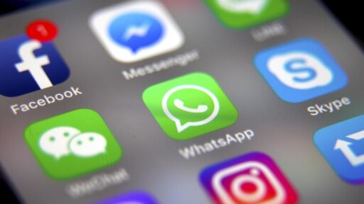 Instagram e Fb più sicuri per gli adolescenti: restrizioni ai messaggi e supervisione dei genitori