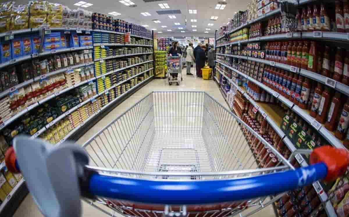 Prezzi dei beni alimentari e delle bevande: nel 2023 +10% rispetto al 2022