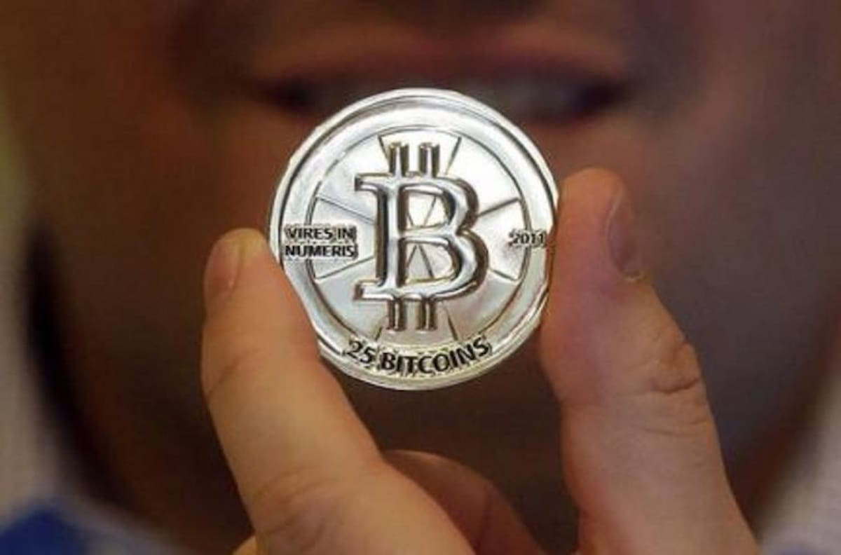 Bitcoin in Borsa a New York, Bce contro Sec: non ha valore di uso, ma solo di scambio, sbagliato consentire di tendere trappole agli allocchi di turno.