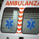 Auto schiacciata da due tir, morto un 49enne nel maxitamponamento