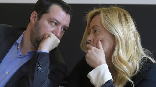 Suicidio pericoloso e macabro gioco che affascina la destra, Salvini fa di tutto