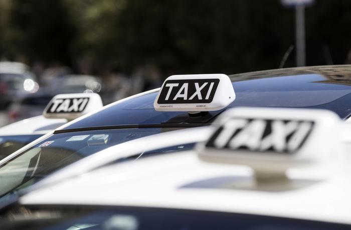 Emergenza taxi, AGCM: aumentare il numero delle licenze e la flessibilità dei turni