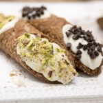 Cannolo metafora della Sicilia, un residente del paese dove è top si commuove: tutto è lubrico