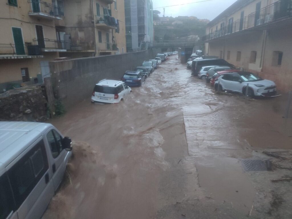 I disagi dovuti alle forti piogge sull'Isola d'Elba FOTO ANSA 