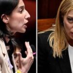 Politica: Elly Schlein mentre parla alla Camera, Giorgia Meloni al banco del governo