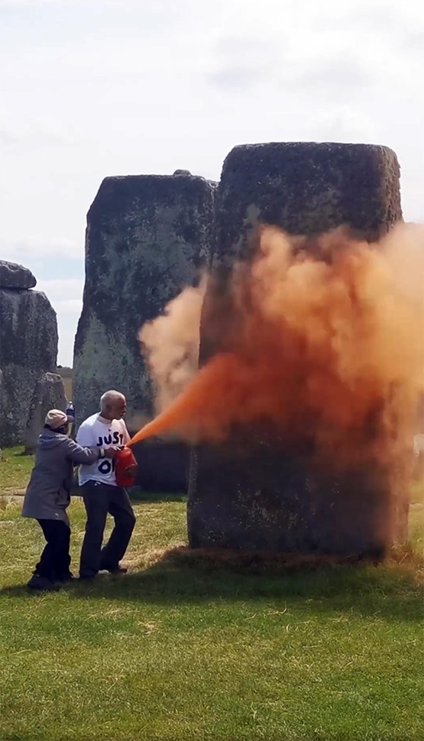 stonhenge just stop oil video