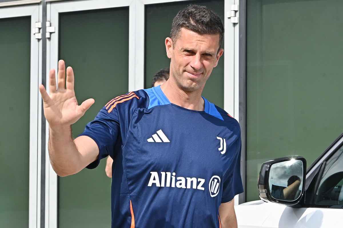 Thiago Motta saluta