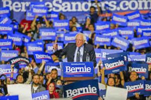 Bernie Sanders durante un comizio nel 2020 in Illinois, Usa