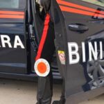 un'auto dei carabinieri