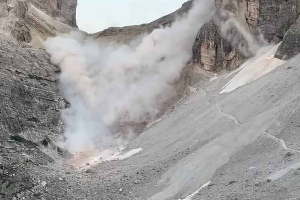 crollo sulle dolomiti