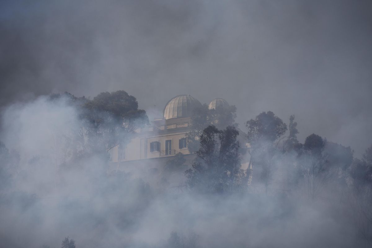 incendio roma monte mario