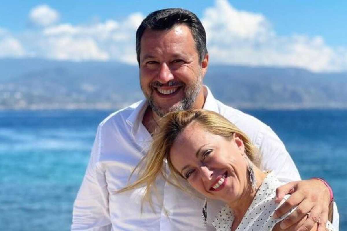 Giorgia Meloni e Matteo Salvini al mare
