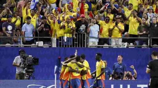 I festeggiamenti dei giocatori colombiani