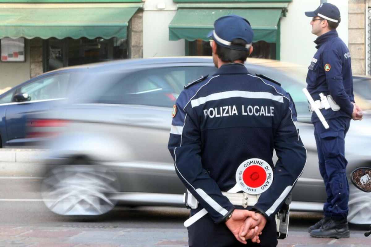 agenti della polizia locale