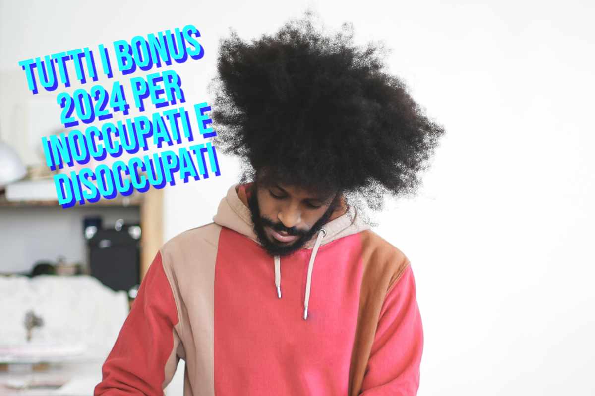 Ragazzo con i capelli ricci: bonus discoccupati