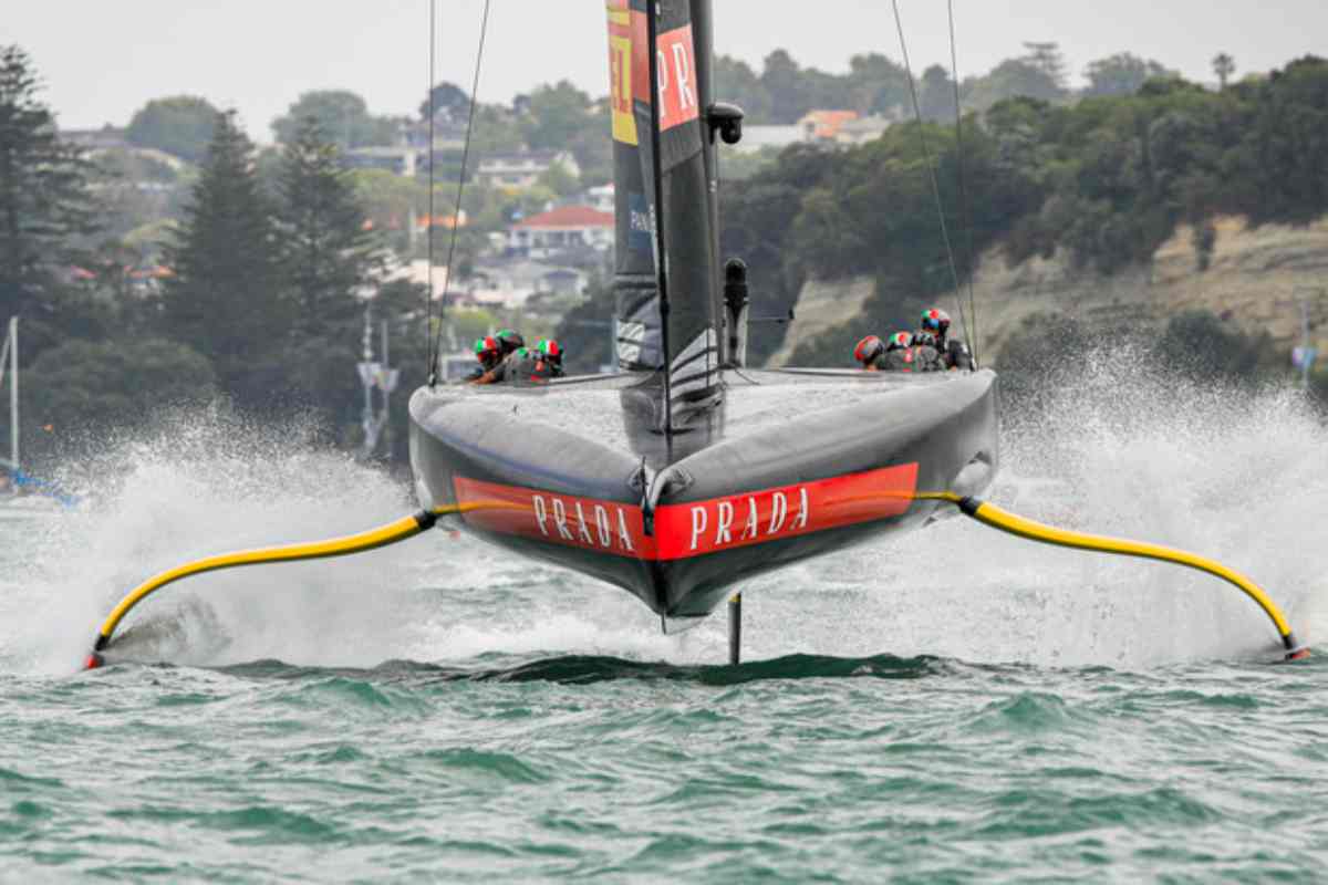 Luna Rossa 