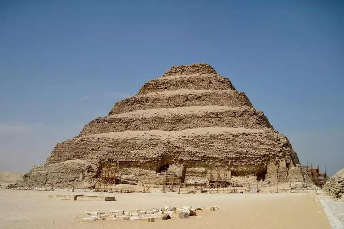 La piramide a gradoni di Saqqara