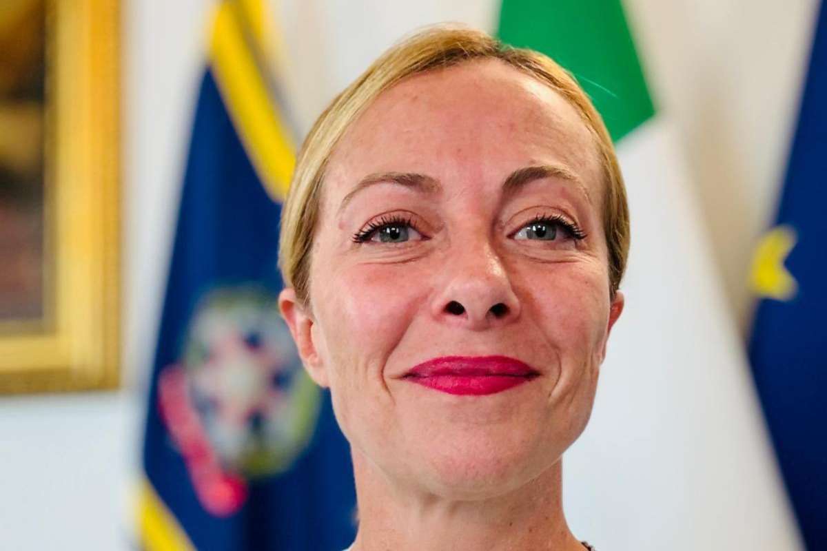 Giorgia Meloni, selfie al ritorno dalle vacanze