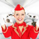 Hostess in un aereo