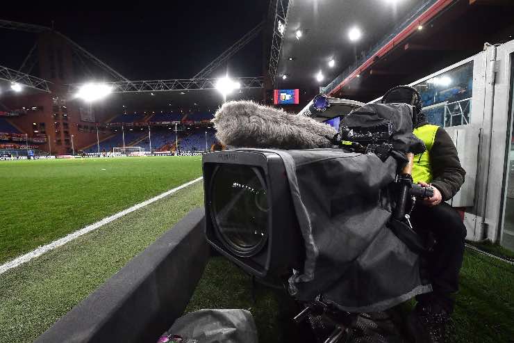 Telecamera a bordo campo