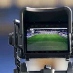 Telecamera inquadra campo di calcio