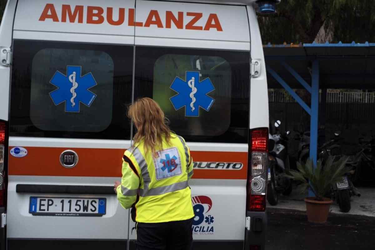 una ambulanza