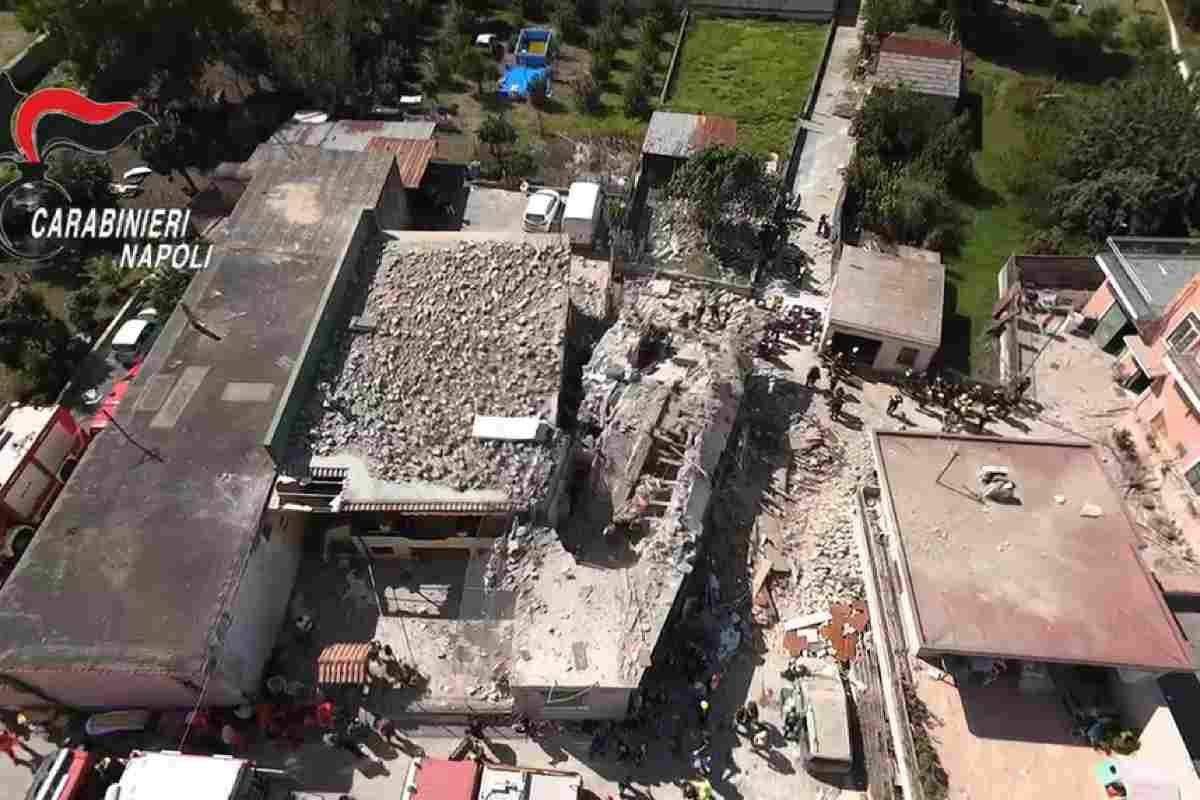 palazzina crollata esplosione a saviano