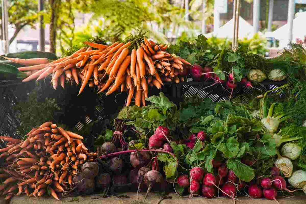 frutta e verdura al mercato