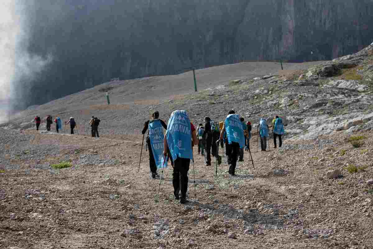 La campagna di Legambiente sul ghiacciaio della Marmolada