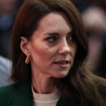 kate middleton primo piano con sguardo preoccupato