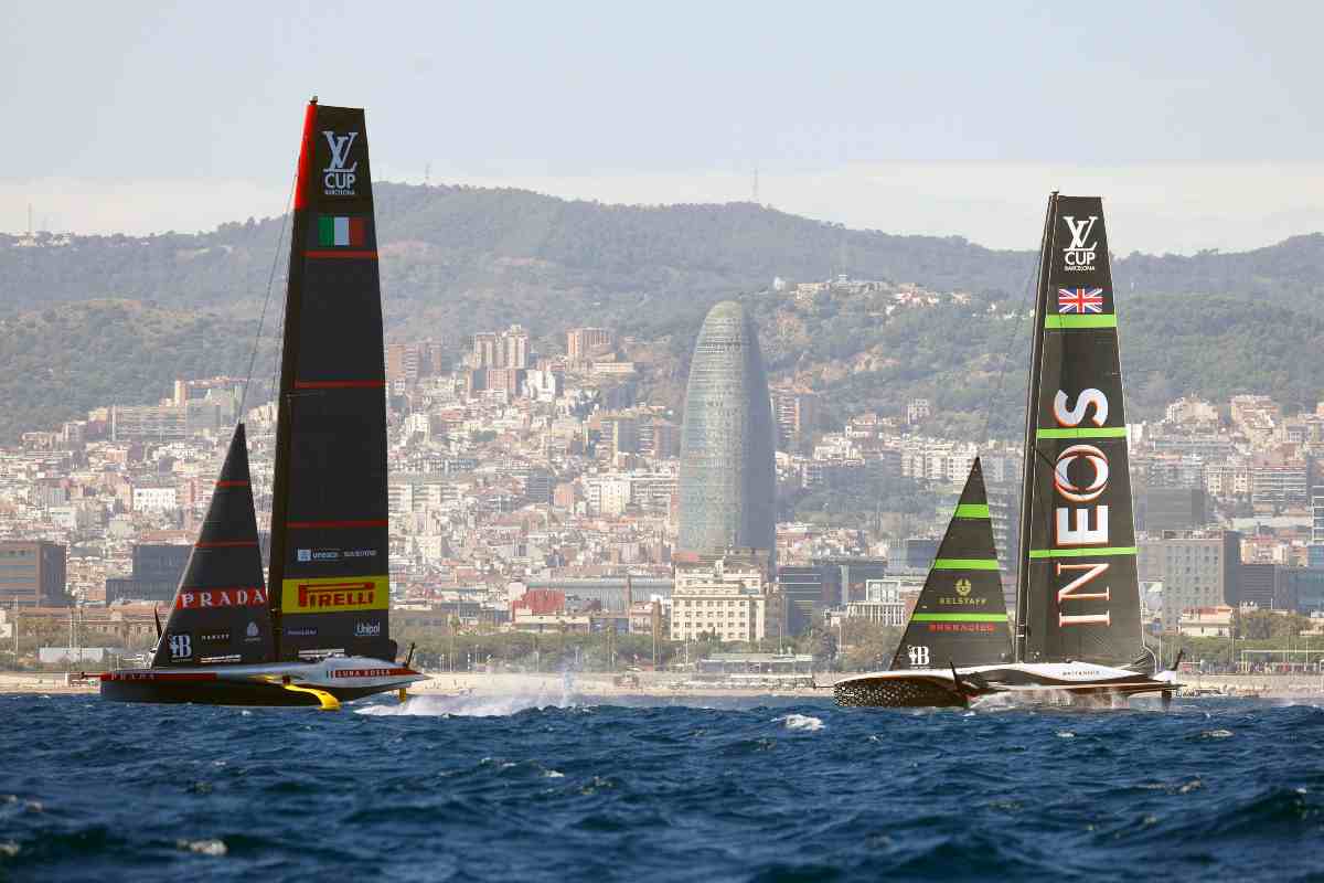 Luna Rossa ha vinto in volata a Barcellona la quarta regata