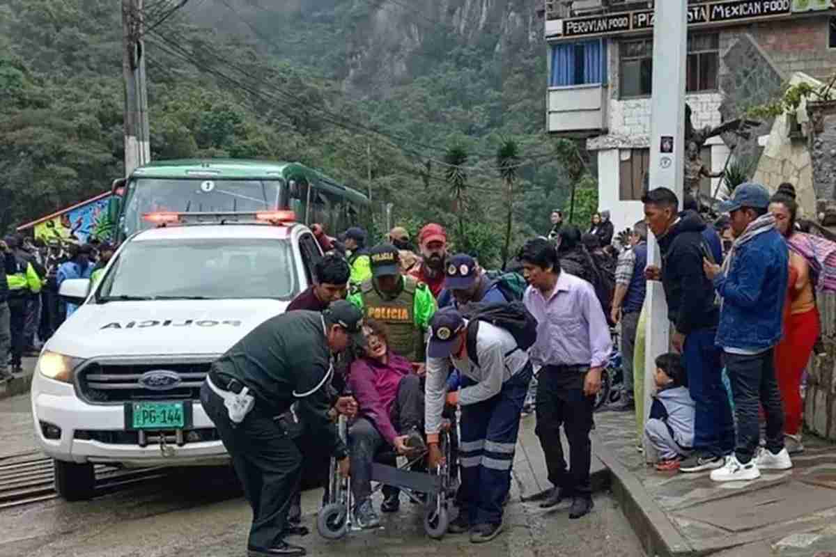 Il bus precipitato mentre tornava da Machu Pichu