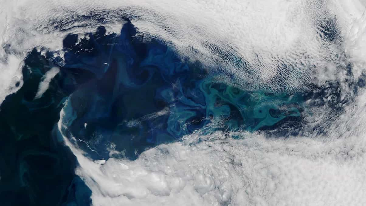 Oceano atlantico verso la groenlandia