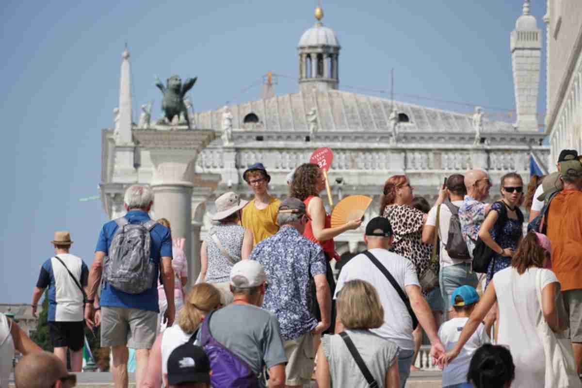 turisti a roma campidoglio