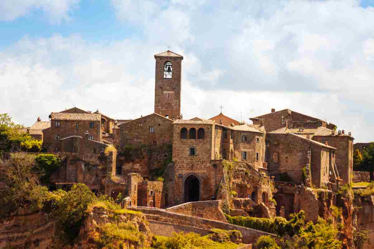 Civita di Bagnoregio , uno dei borghi più belli del Lazio