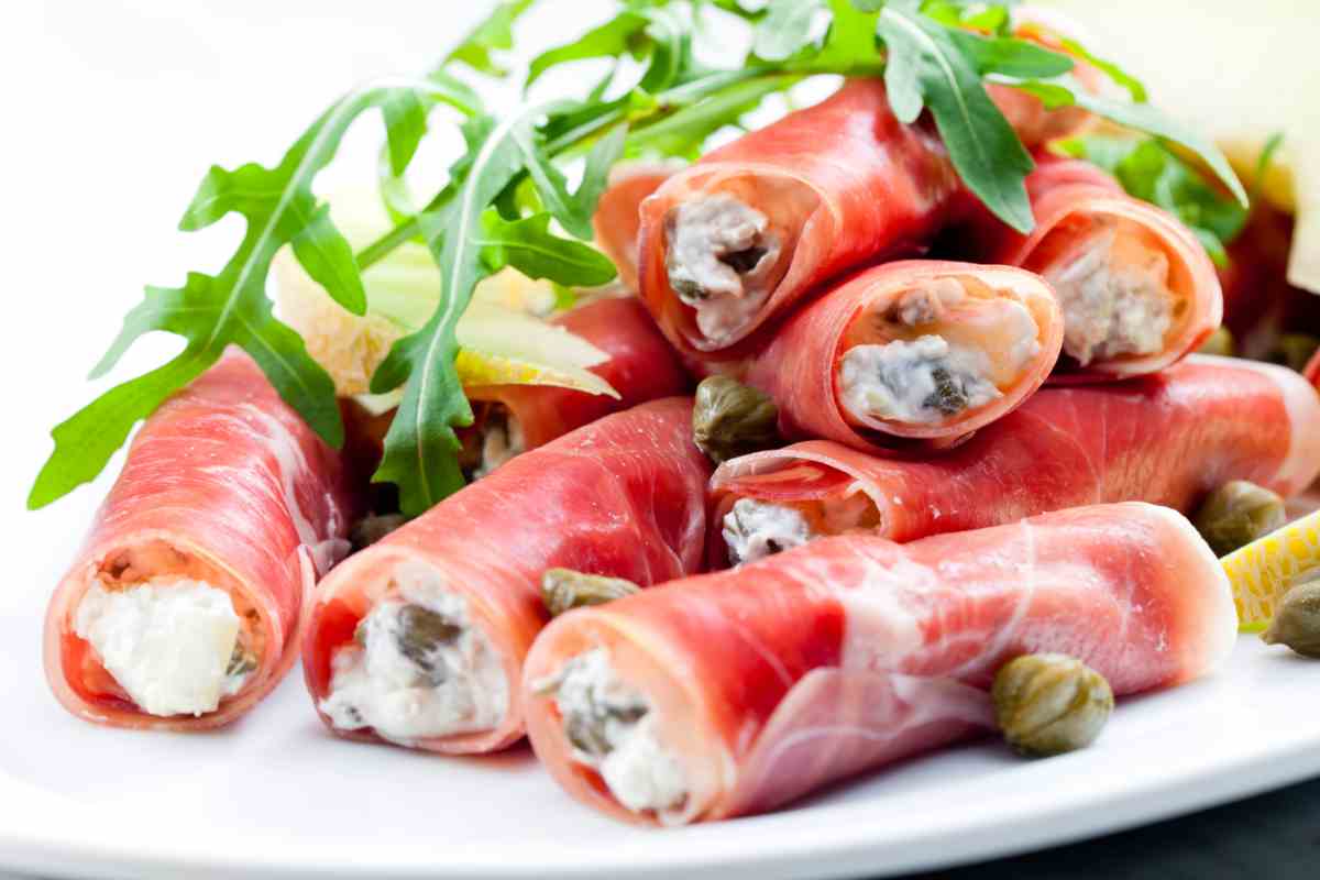 Involtini di prosciutto tra le ricette da fare in 10 minuti